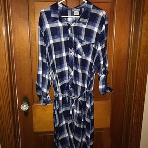Navy blue plaid dress 💙